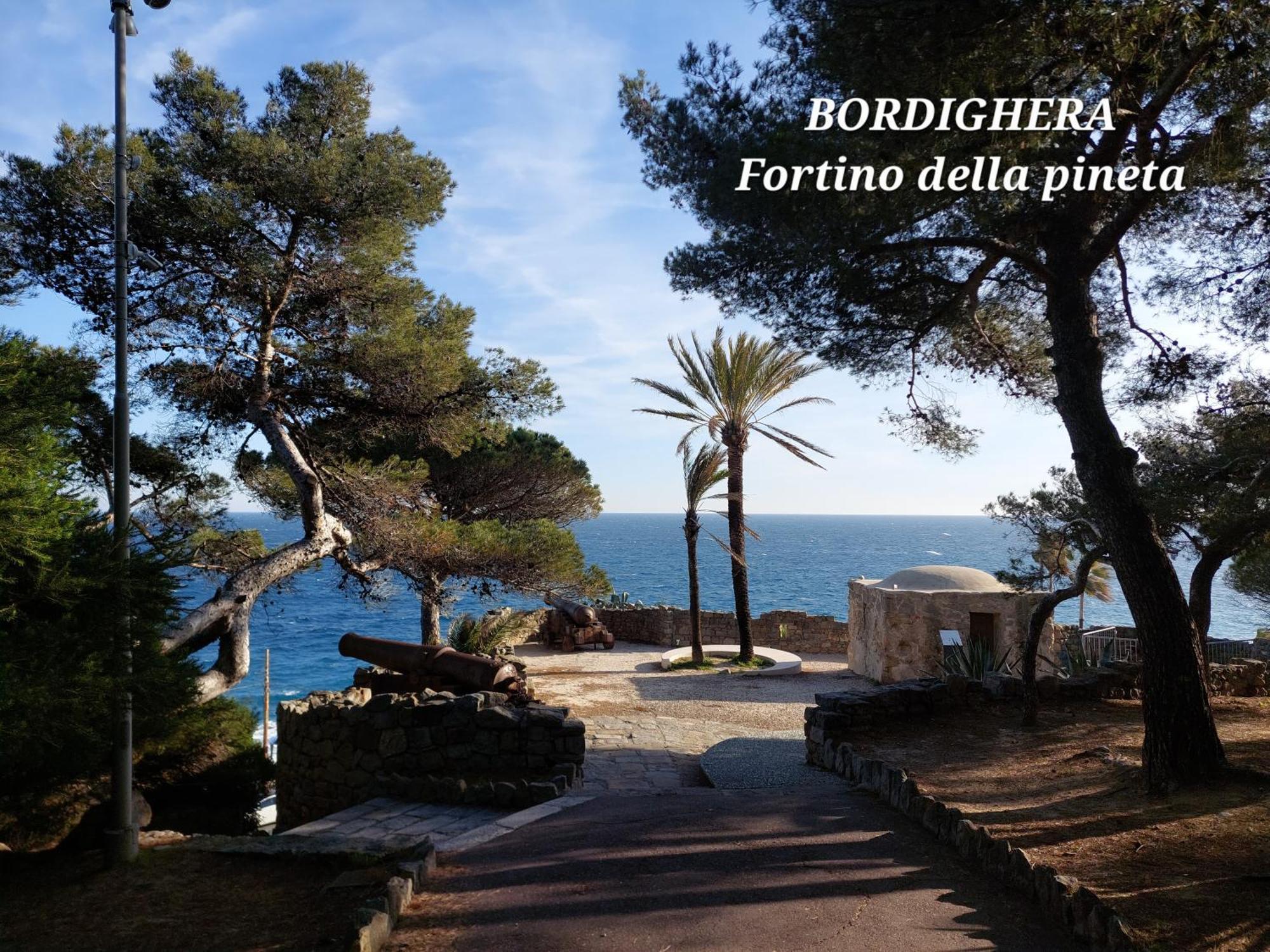Emozioni Casa Vista Mare Bordighera Bagian luar foto